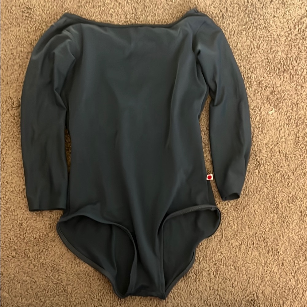 yumiko sofiane leotard size large